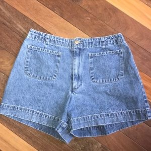 American Eagle Size 6 Denim Shorts